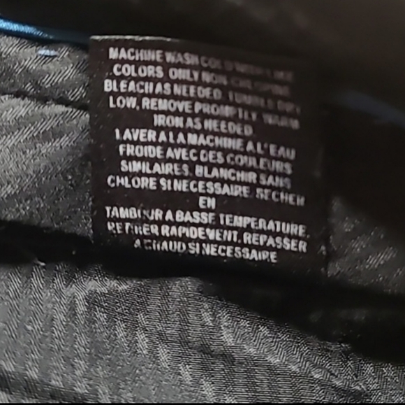 MEN'S VOLCOM CORPO CLASS SHORTS - Picture 7 of 9